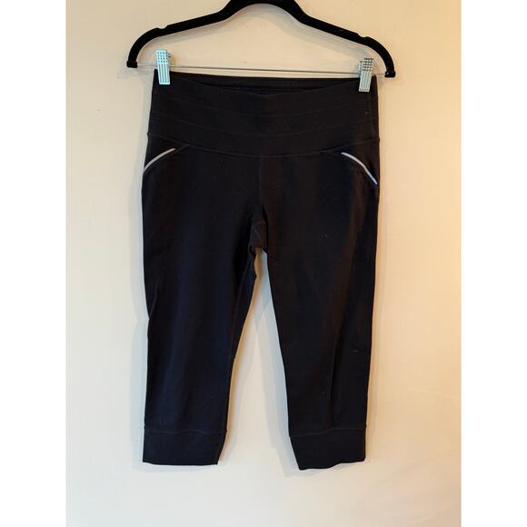 Athleta Relay Capri Legging Womens Small Black Nylon Stretch Gym Workout - Picture 1 of 13